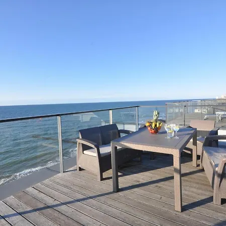 Nadmorski Luksus - Boulevard 우스트 노리 모르스키