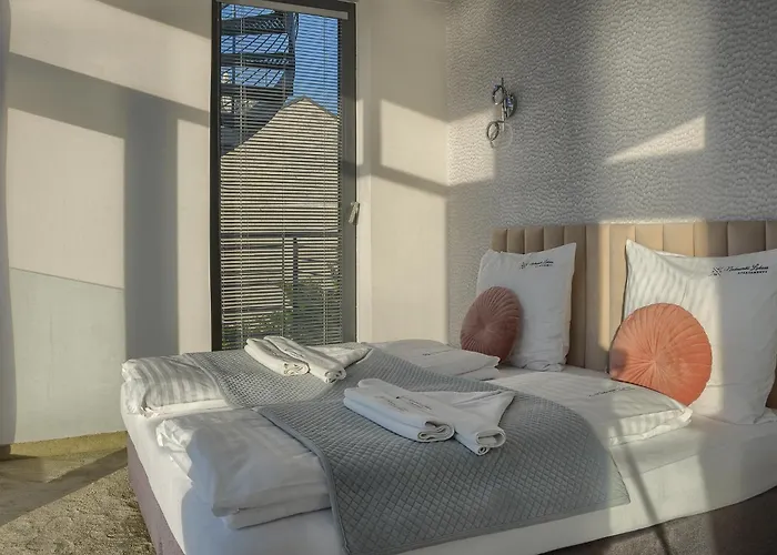 Nadmorski Luksus - Boulevard 尤斯托尼莫斯基