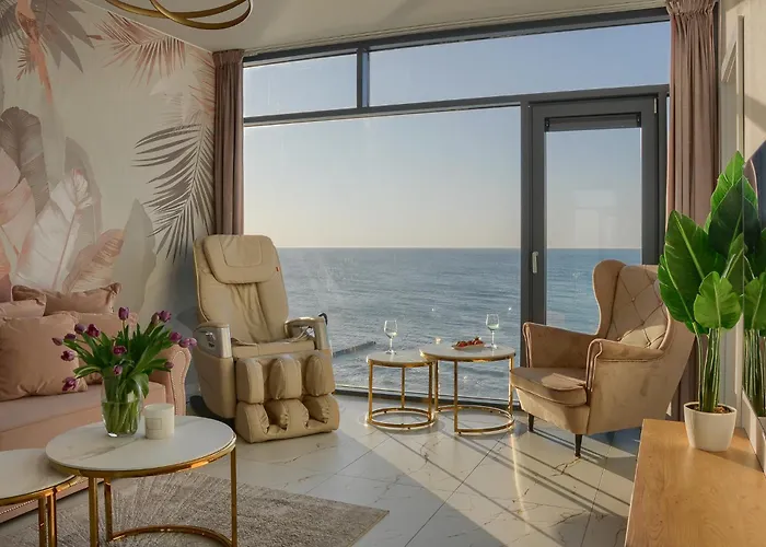 Nadmorski Luksus - Boulevard * 尤斯托尼莫斯基